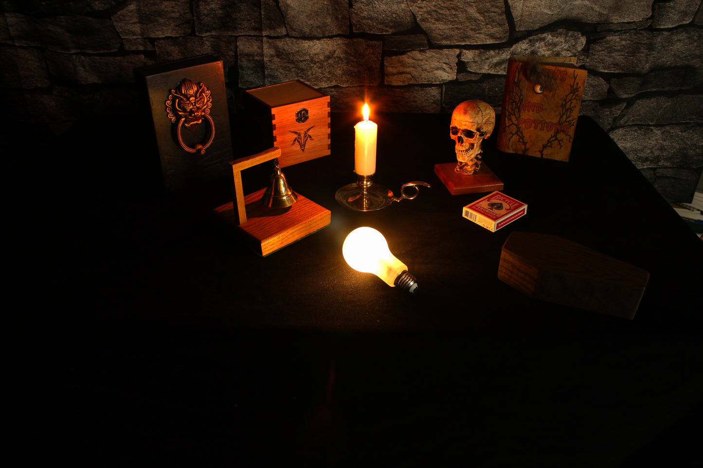 Spirit Light Bulb, new, remotely controlled, magic, seances, Halloween