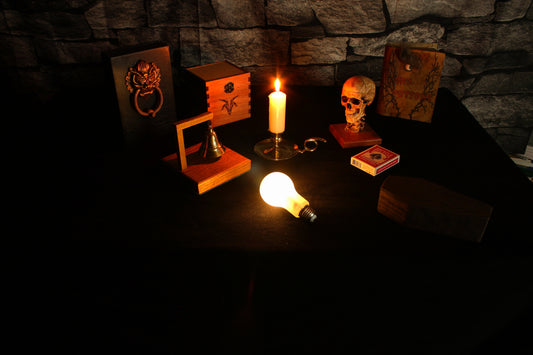 Spirit Light Bulb, new, remotely controlled, magic, seances, Halloween